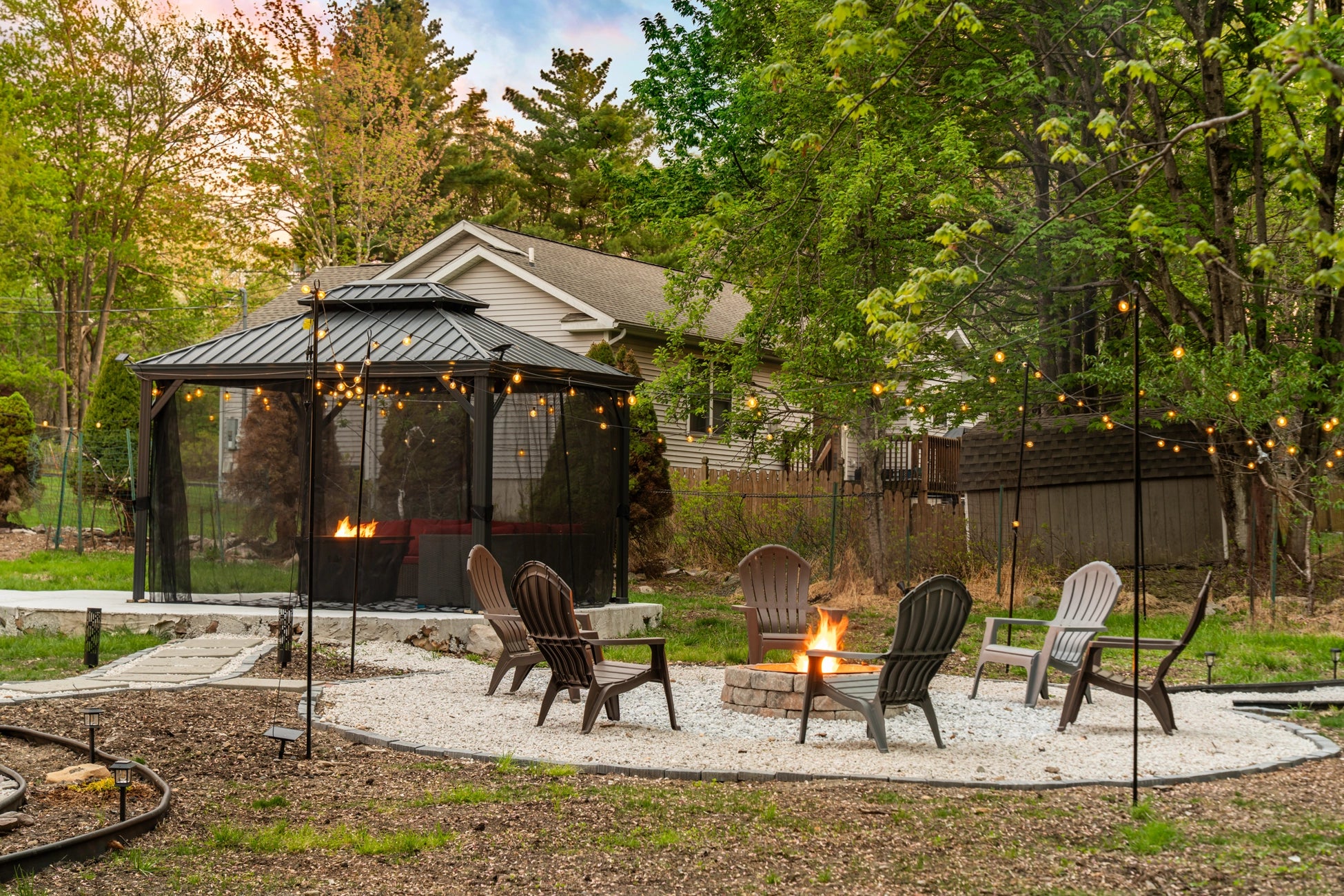 Airbnb Photography in Long Pond, PA | Twilight Backyard Retreat