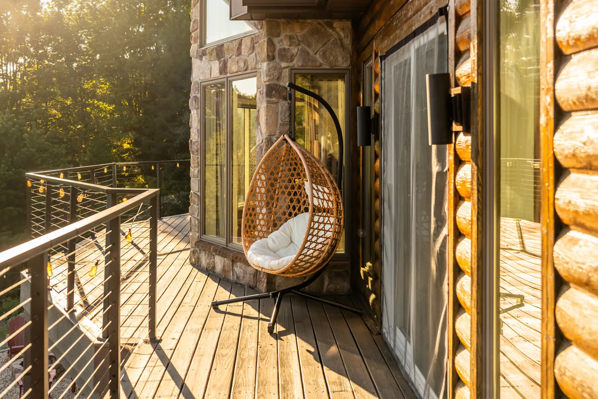 2114-Strawberry-Landing-Long-Pond-PA-18334-additional-airbnb-034-golden-hour-details.webp