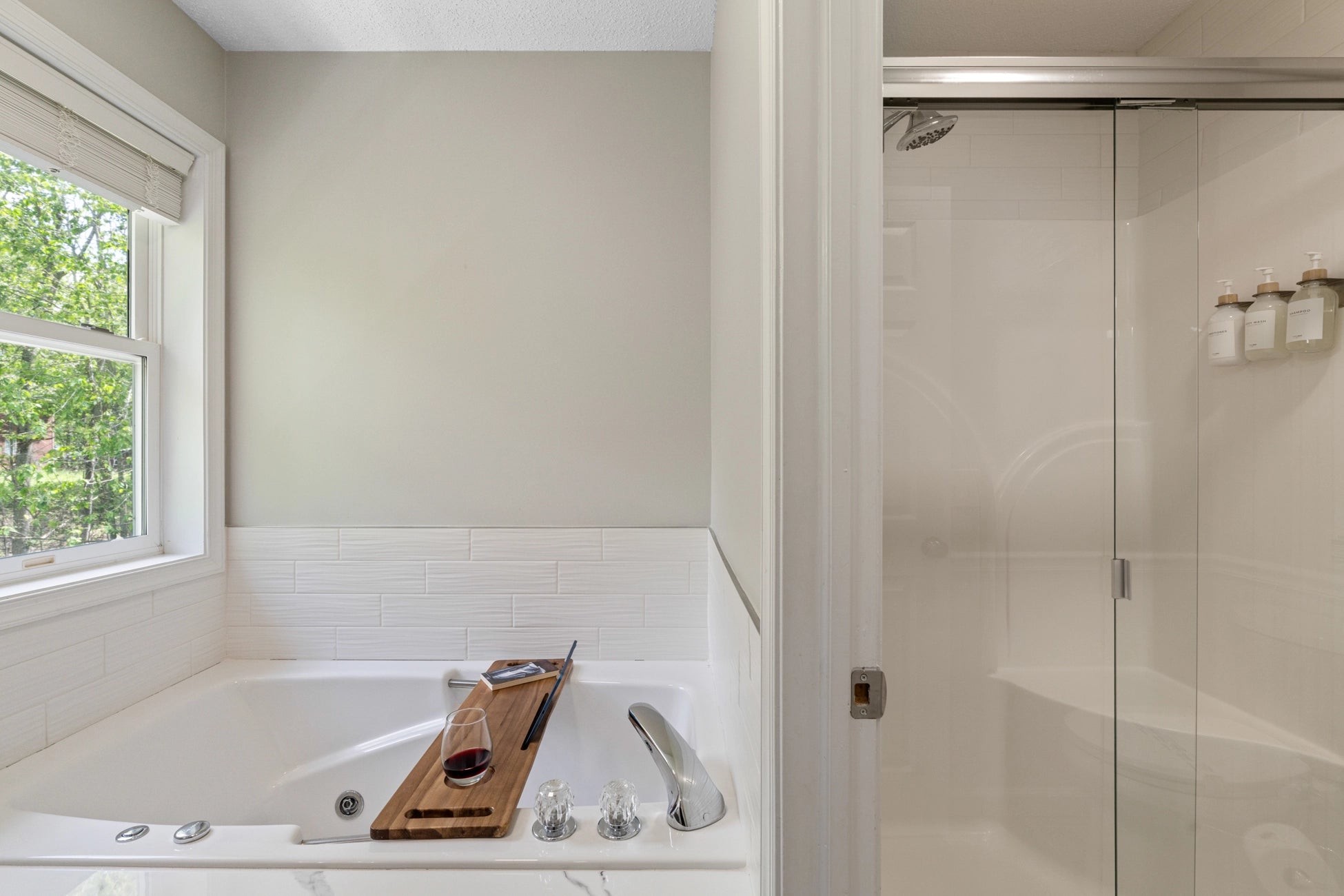 310-Mohansic-Lane-Tobyhanna-PA-18466-airbnb-064.webp