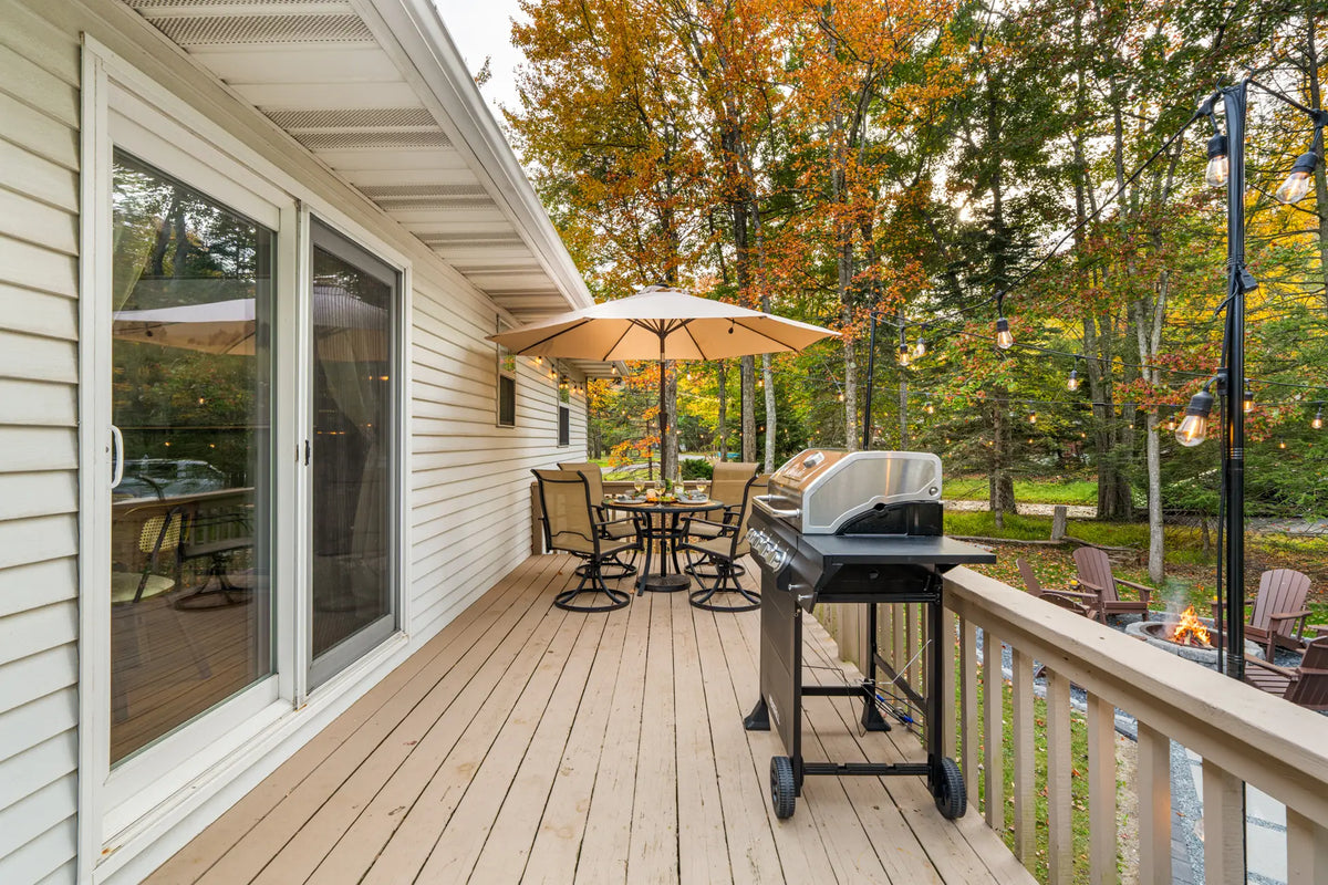 5200-Holiday-Dr-Pocono-Summit-PA-Harmony-House-18346-airbnb-018.webp