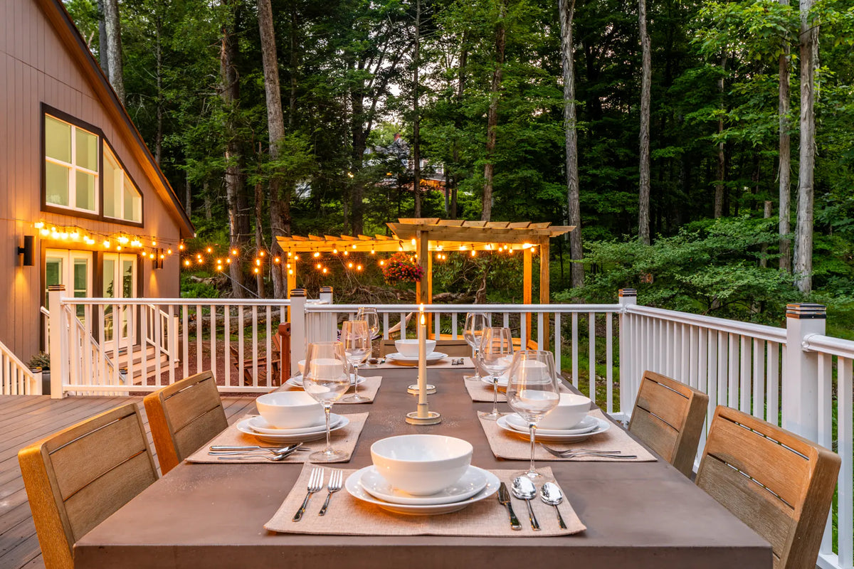 1359-Peterson-Rd-Cresco-18326-airbnb-009-twilight-details.webp