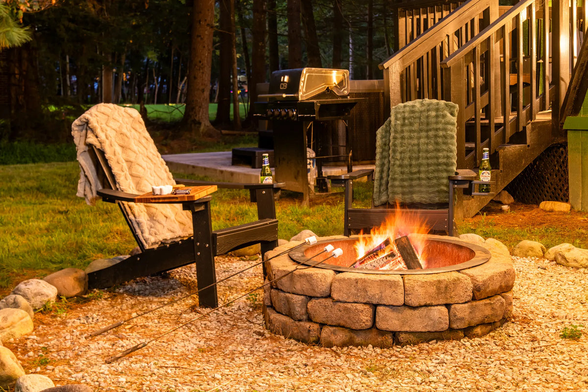 4113-Low-Ridge-Rd-Pocono-Summit-PA-18346-airbnb-005-twilight-details.webp