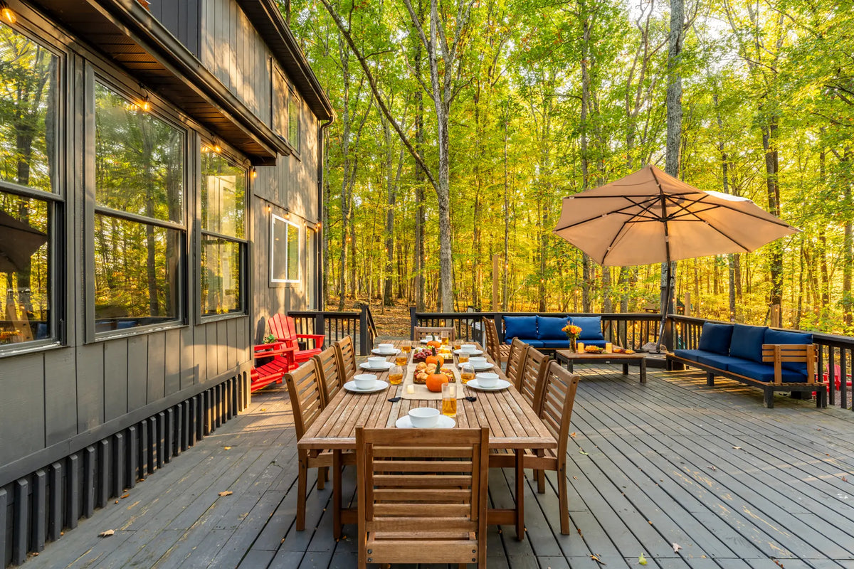 4276-Woodacres-Dr-East-Stroudsburg-PA-18301-airbnb-033-golden-hour.webp