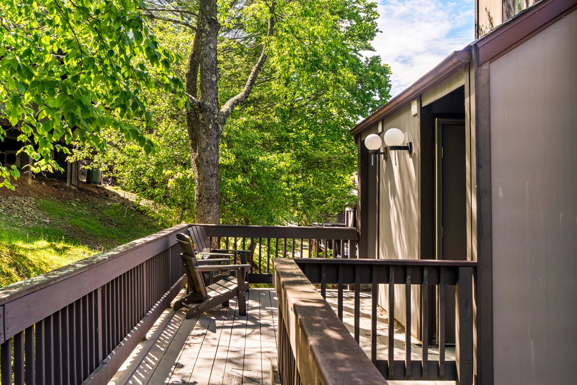 Airbnb Photography in Tannersville, PA | Twilight Deck Retreat