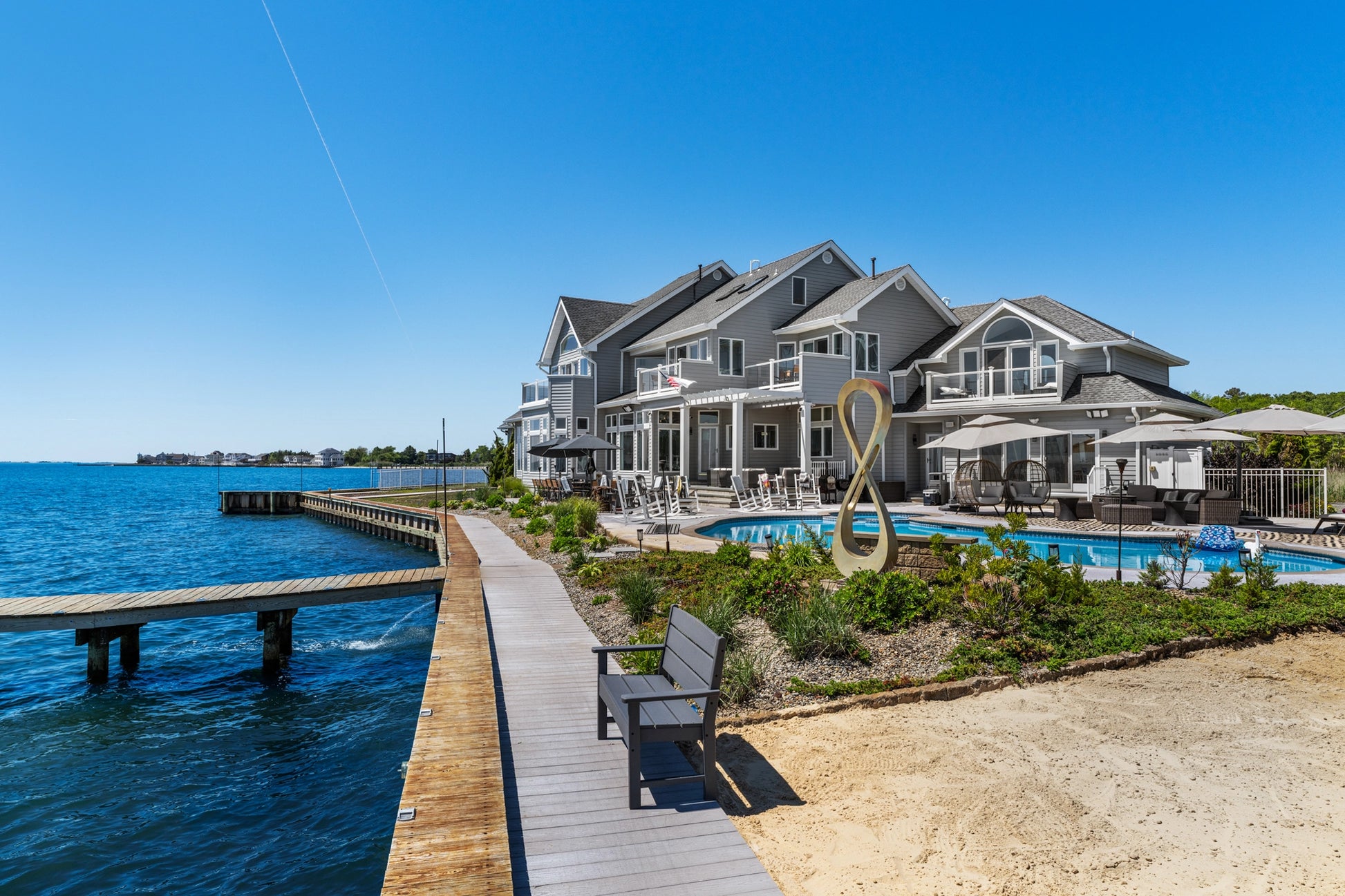 60-Westcott-Ave-Ocean-Township-NJ-08758-airbnb-031.webp