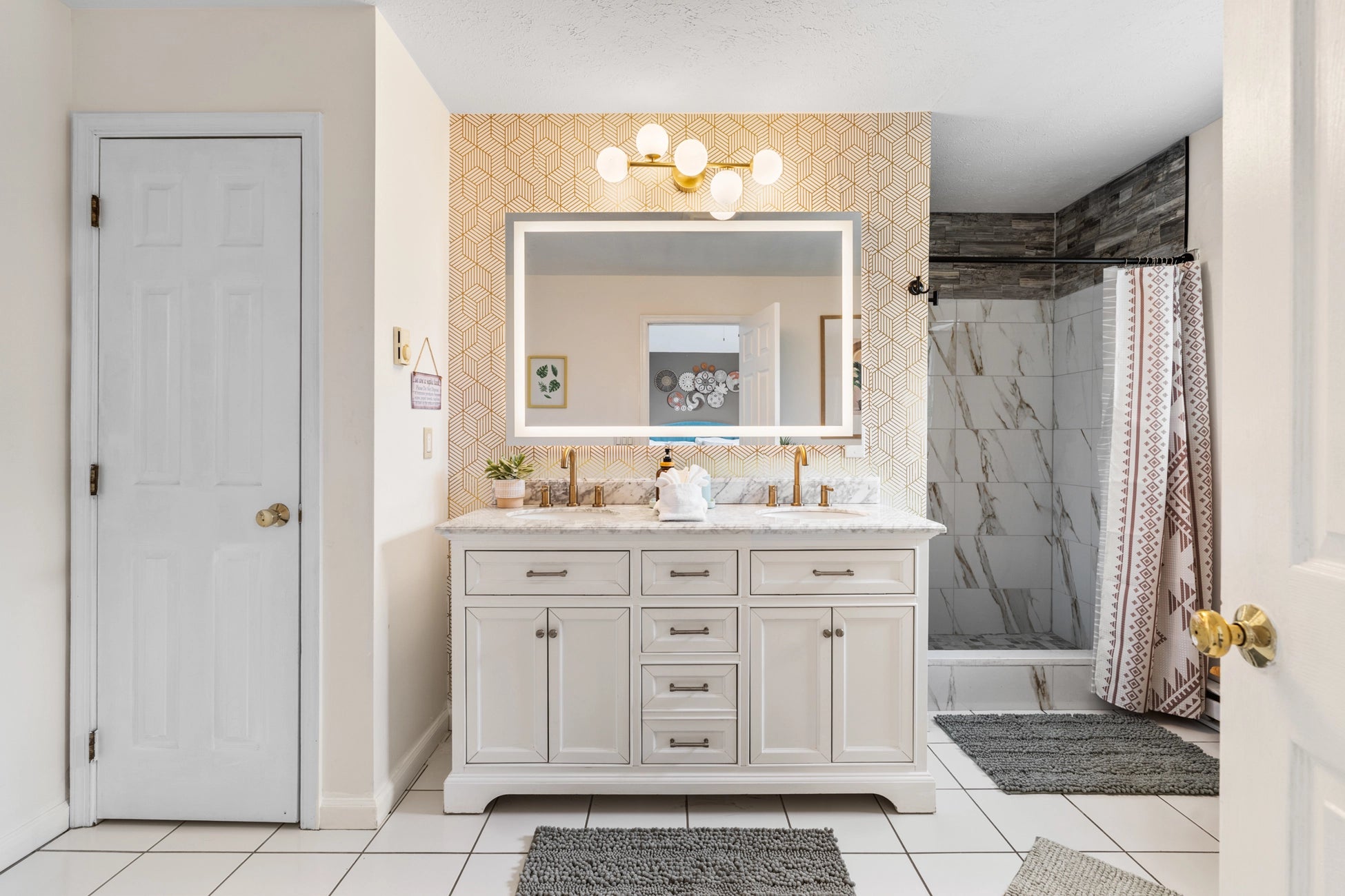 Airbnb Photography in Long Pond, PA | Twilight Backyard Retreat