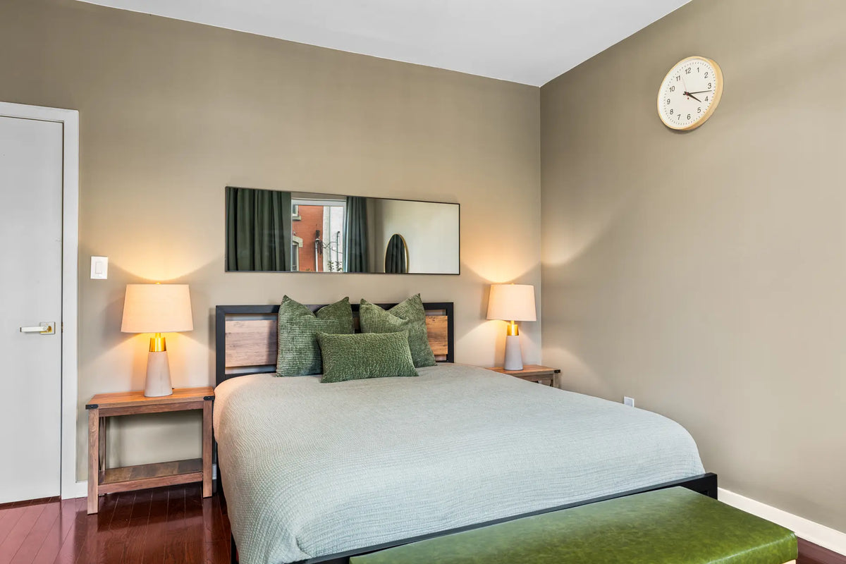 1014-Mt-Vernon-St-Philadelphia-PA-19123-airbnb-038.webp