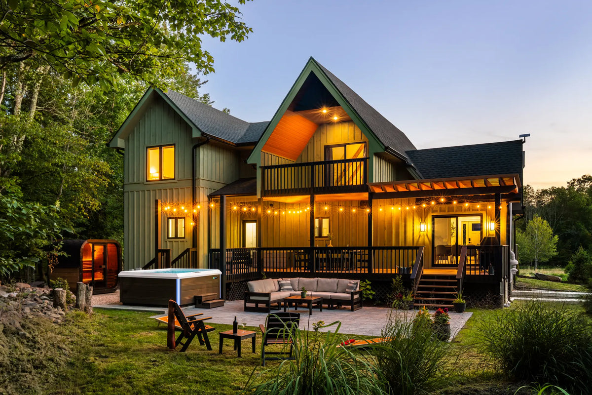 20-Brookhollow-Ln-Windham-NY-12496-airbnb-004-twilight.webp