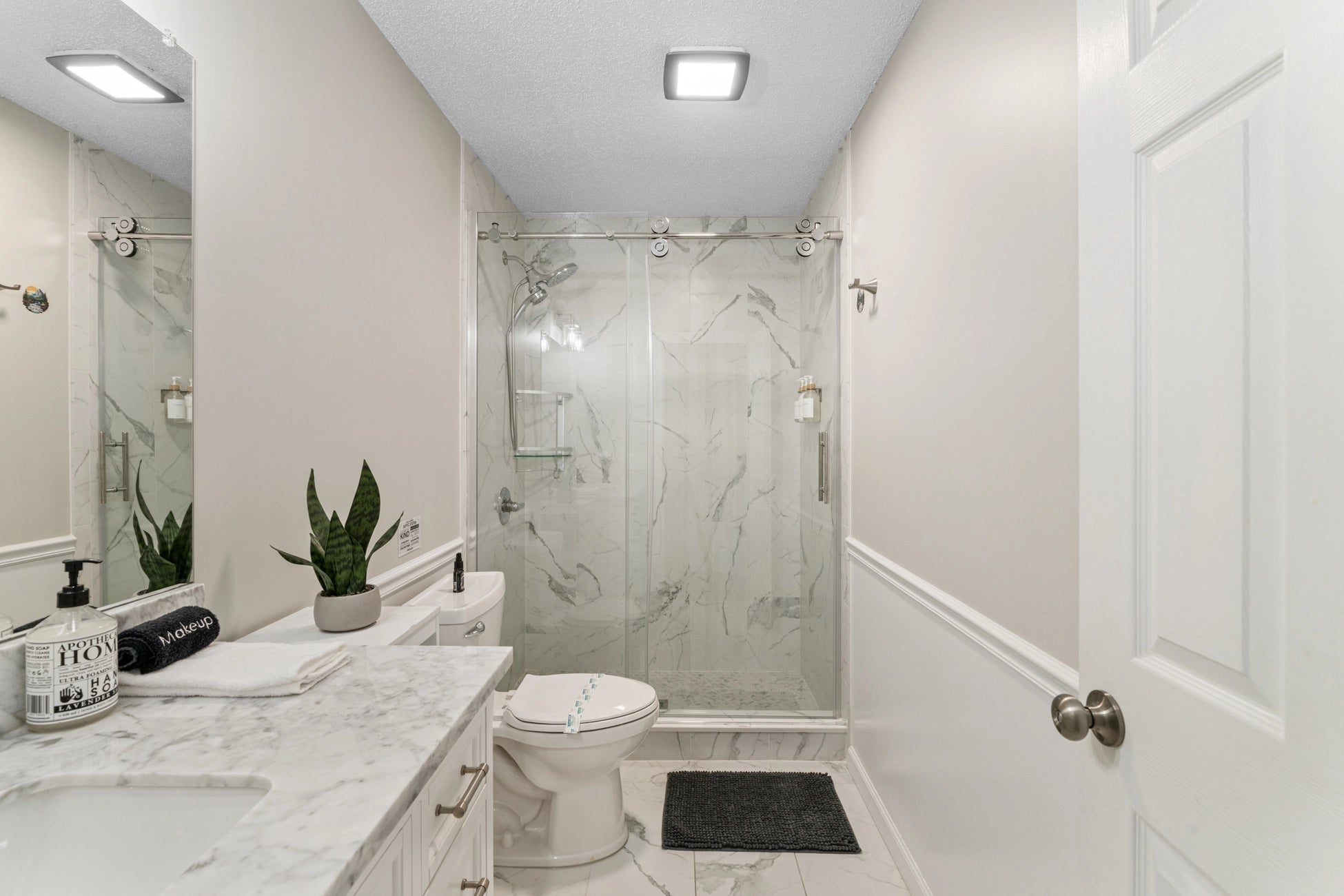 310-Mohansic-Lane-Tobyhanna-PA-18466-airbnb-066.webp