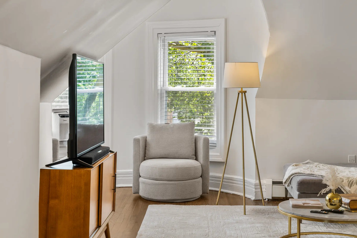 486-Bramhall-Ave-Jersey-City-NJ-07304-apt-3a-airbnb-021-details.webp