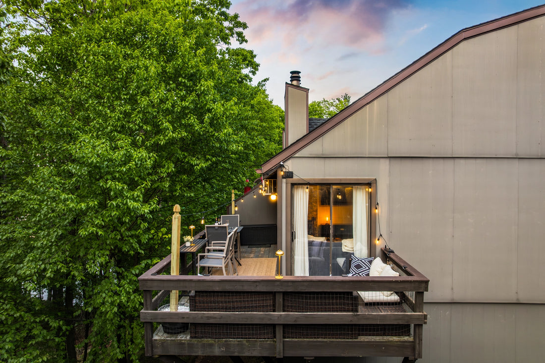 Airbnb Photography in Tannersville, PA | Twilight Deck Retreat