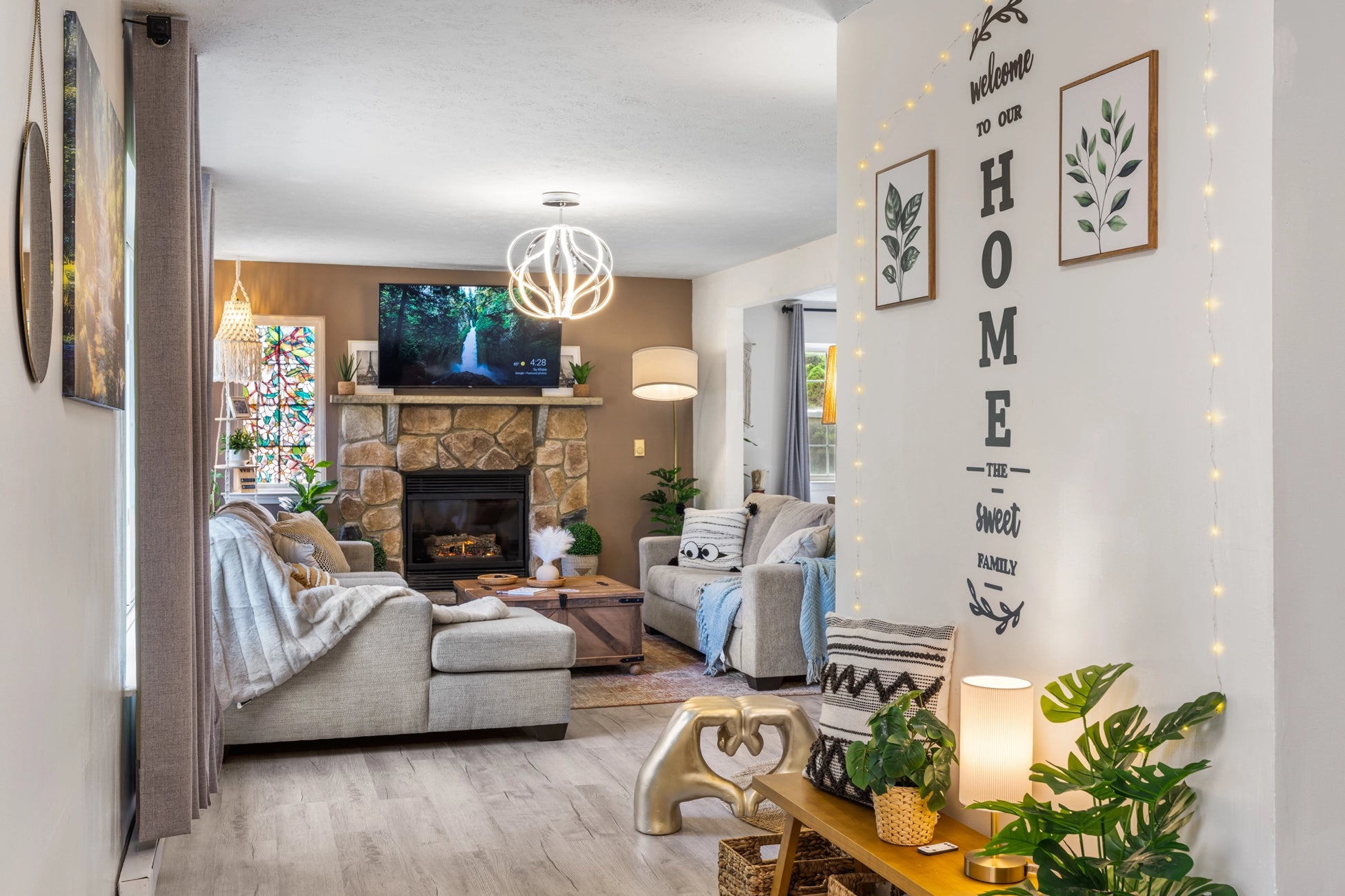 Airbnb Photography in Long Pond, PA | Twilight Backyard Retreat