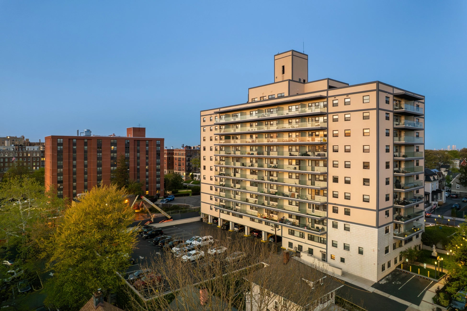 Airbnb Photography in East Orange, NJ | Rooftop Urban Retreat