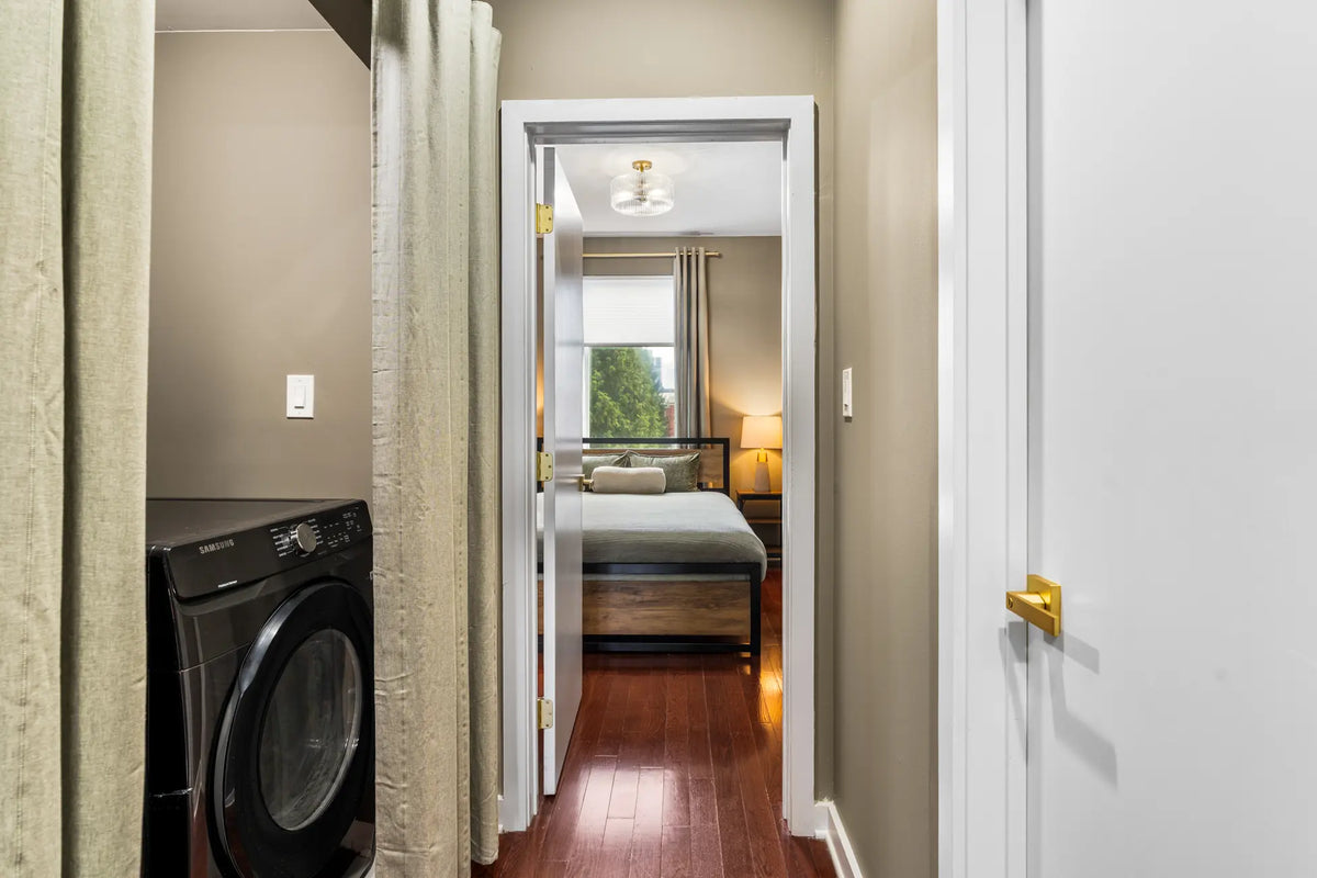 1014-Mt-Vernon-St-Philadelphia-PA-19123-airbnb-025.webp