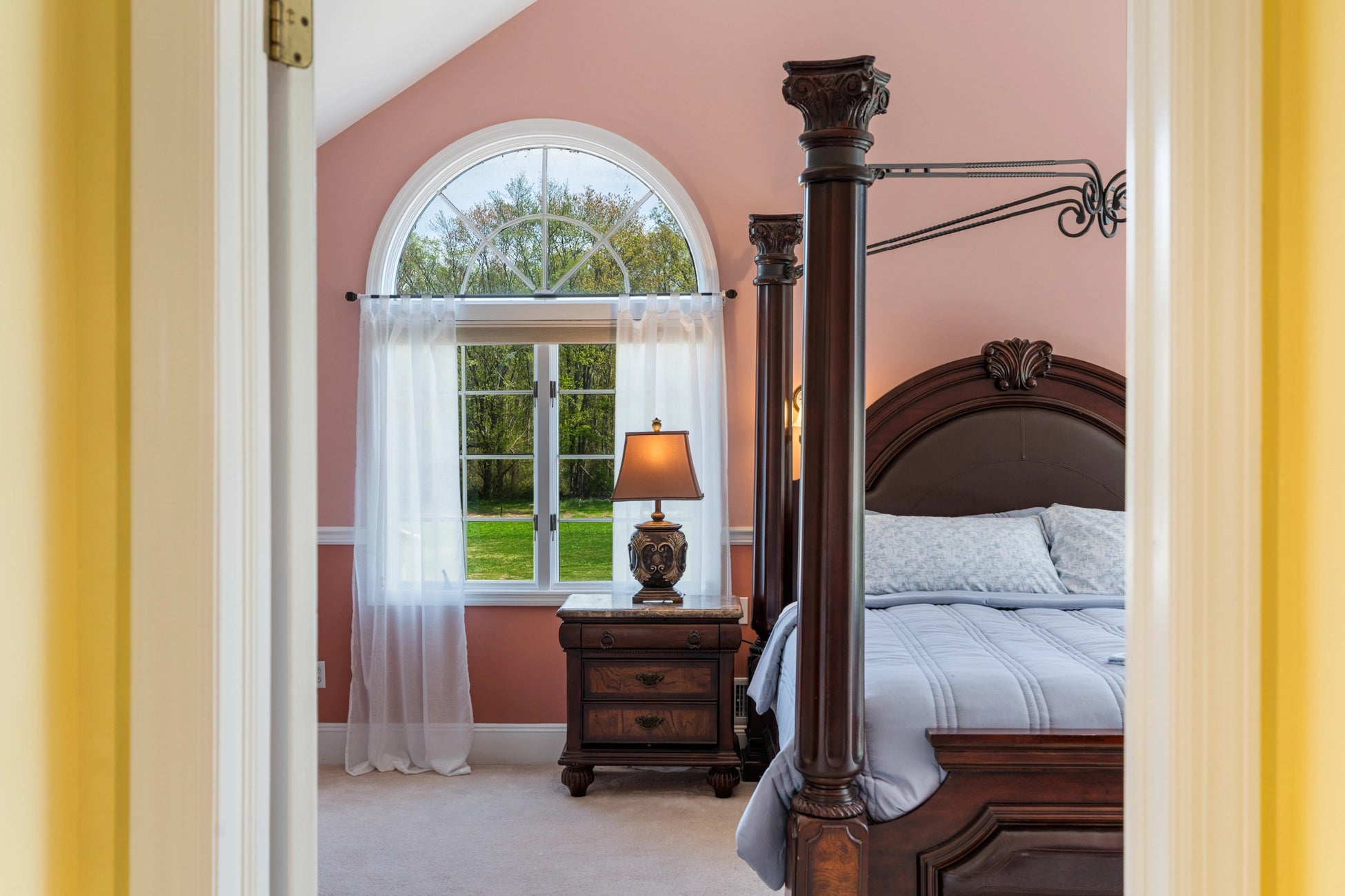 Airbnb Photography in Long Hill, NJ