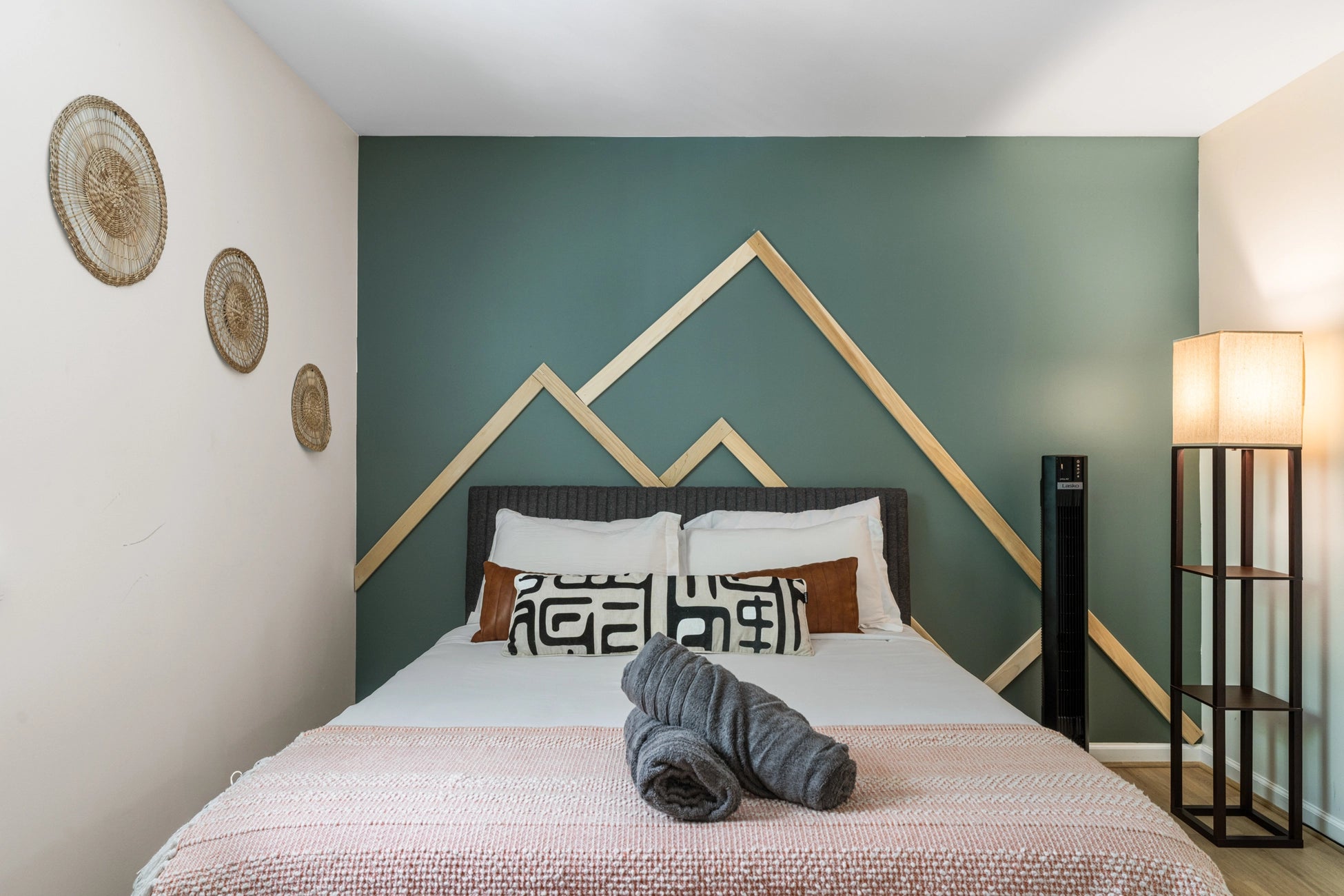 Airbnb Photography in Blakeslee, PA | Cozy Poconos Retreat