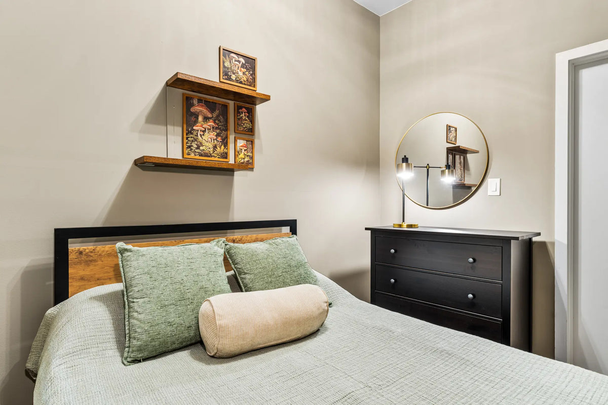 1014-Mt-Vernon-St-Philadelphia-PA-19123-airbnb-069.webp