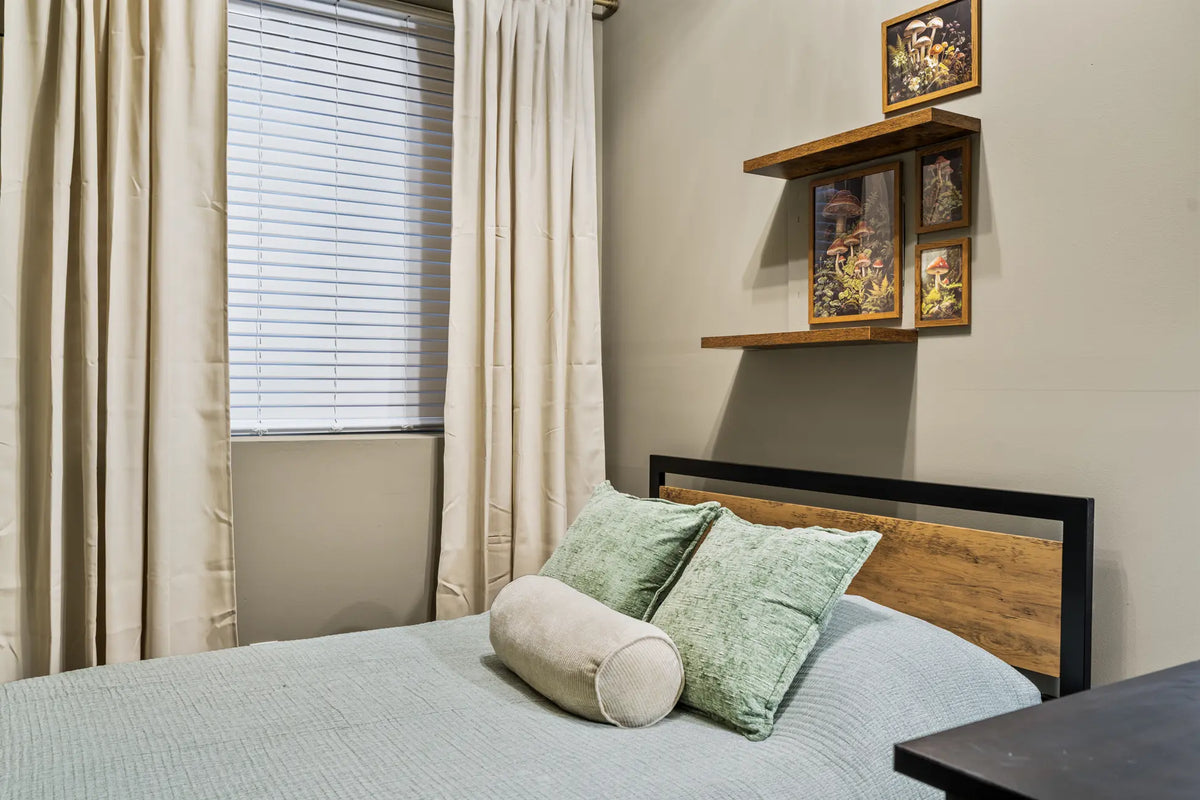 1014-Mt-Vernon-St-Philadelphia-PA-19123-airbnb-067.webp