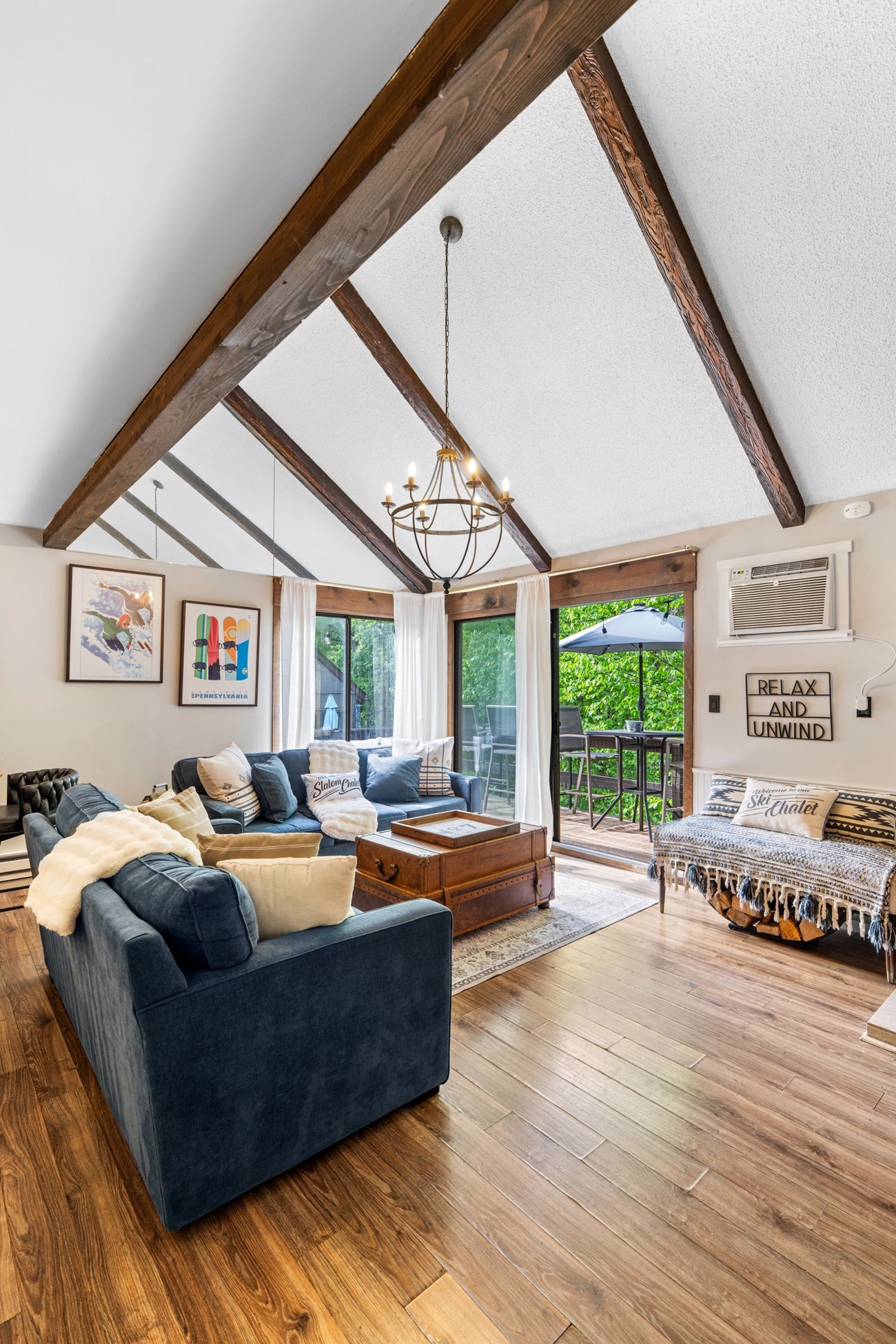 Airbnb Photography in Tannersville, PA | Twilight Deck Retreat