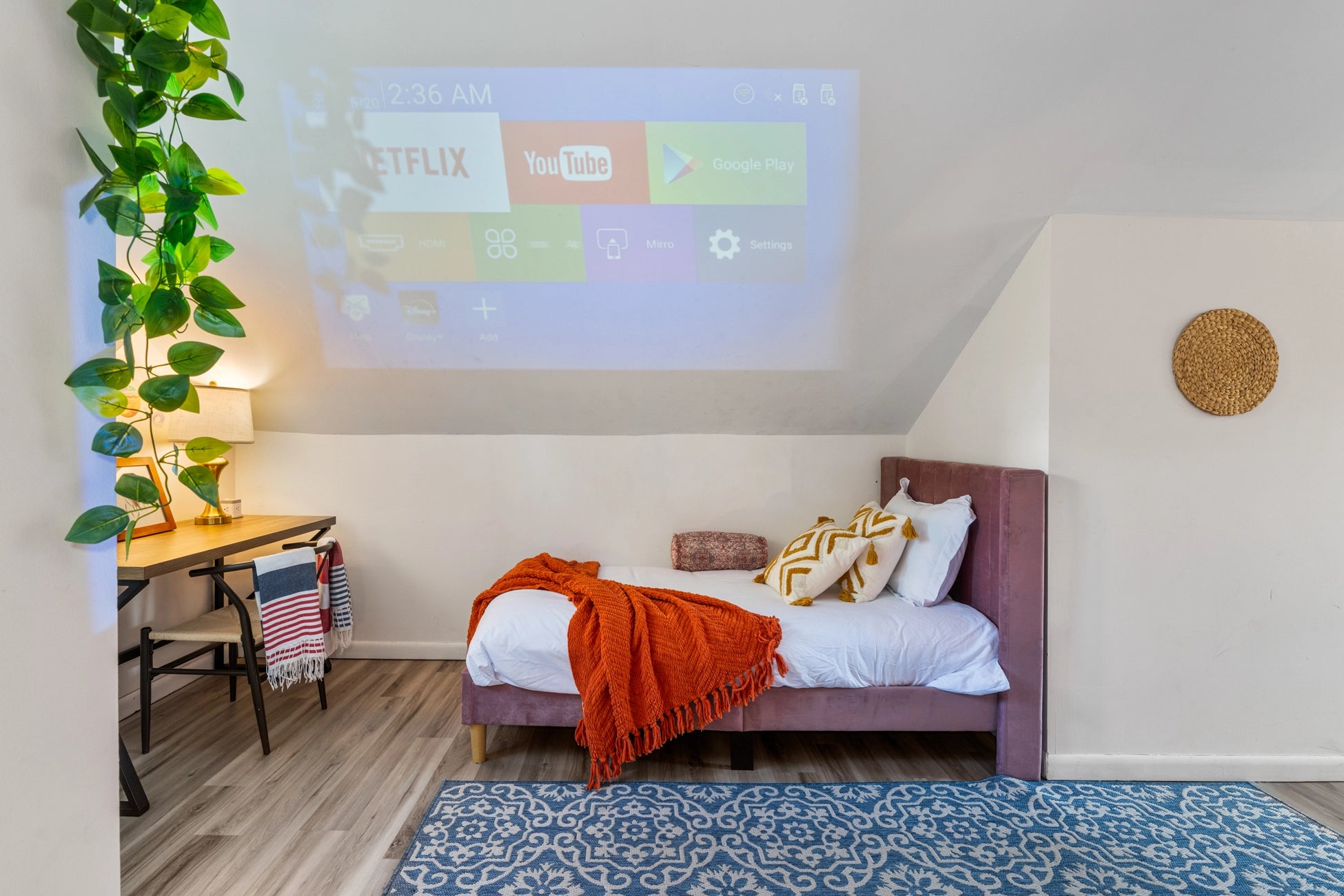 Airbnb Photography in Long Pond, PA | Twilight Backyard Retreat