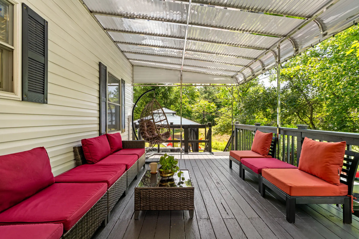 92-Penn-Forest-Trail-Albrightsville-PA-18210-airbnb-006.webp