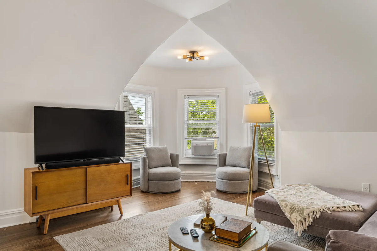 486-Bramhall-Ave-Jersey-City-NJ-07304-apt-3a-airbnb-022.webp