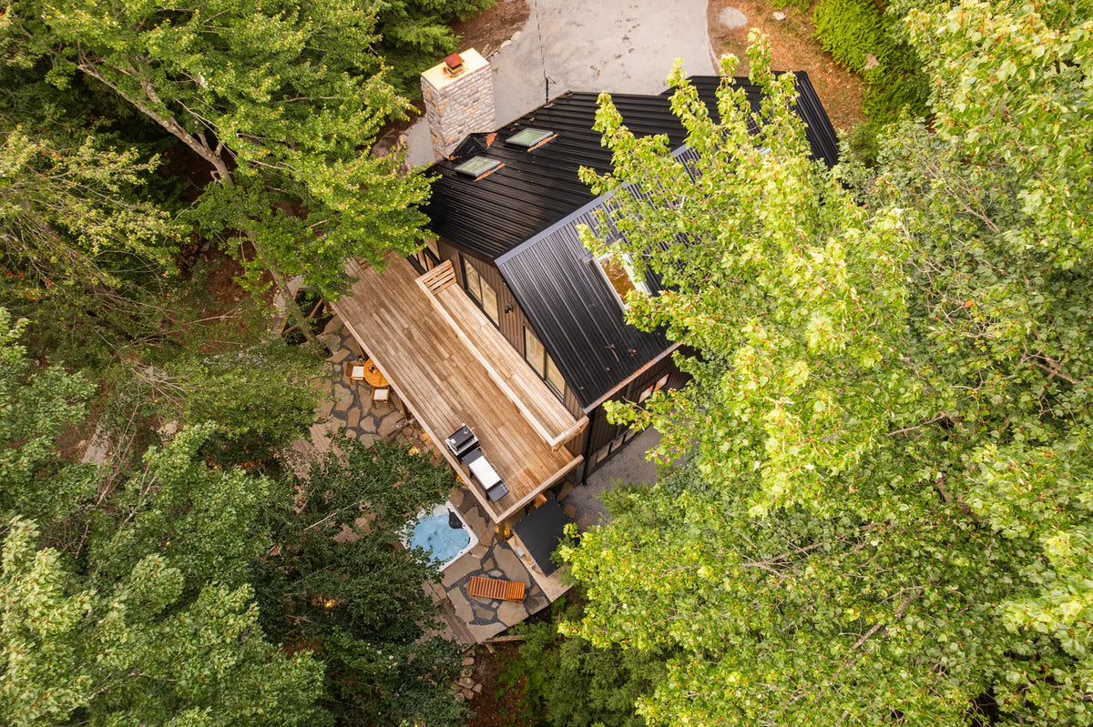 107-Robert-Ln-Gouldsboro-PA-18424-airbnb-013-aerial.webp