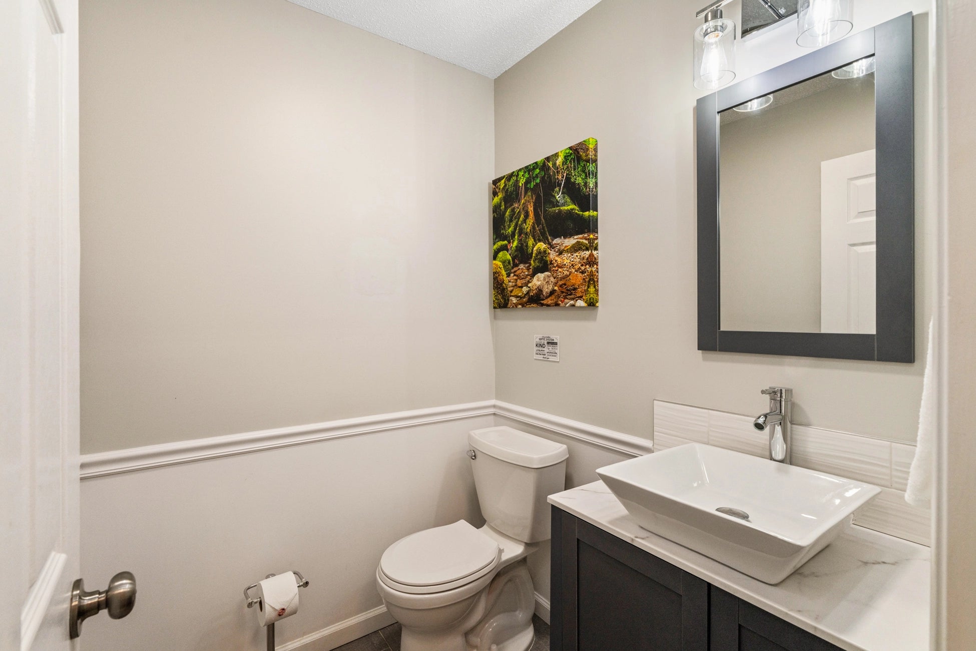 310-Mohansic-Lane-Tobyhanna-PA-18466-airbnb-040.webp