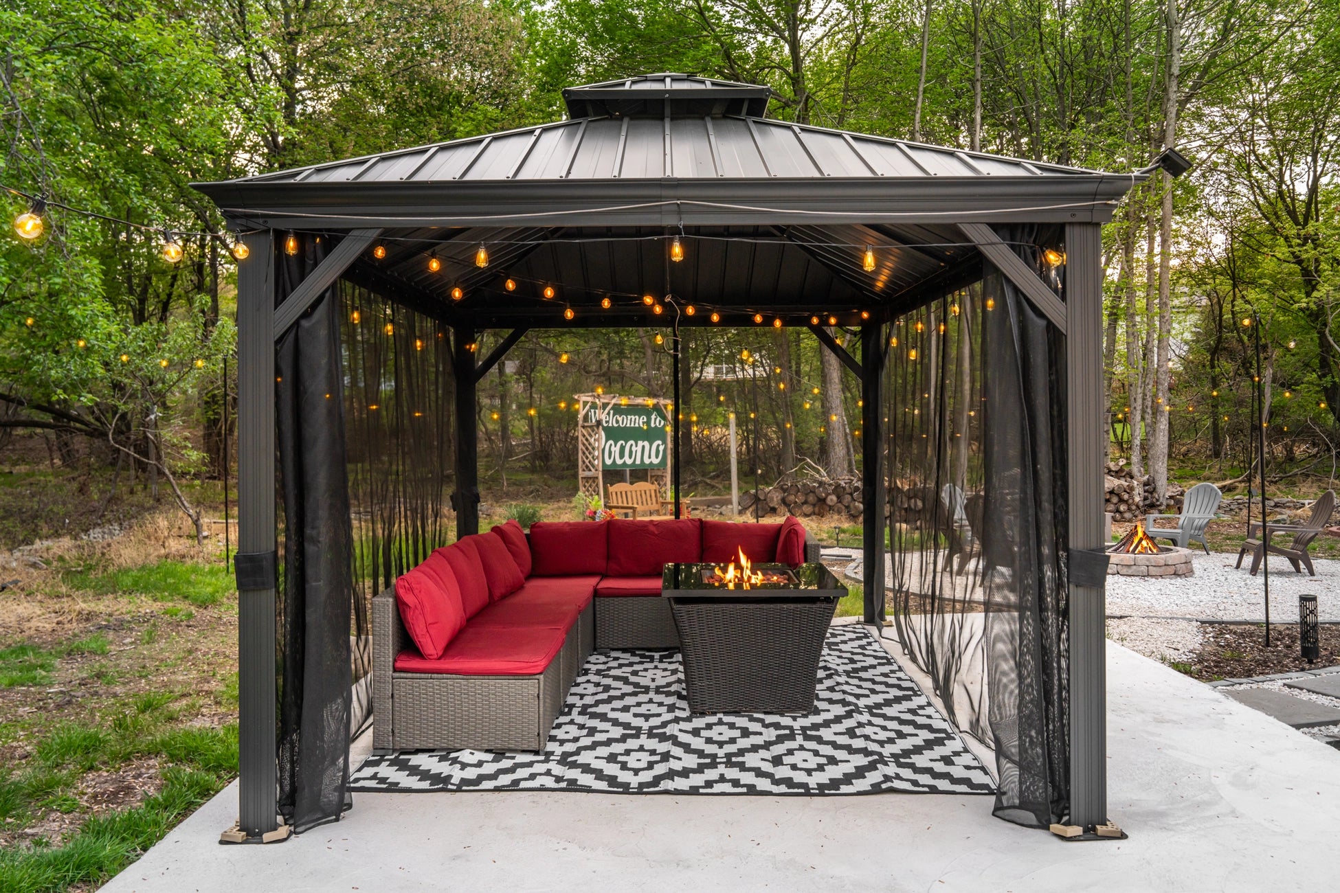 Airbnb Photography in Long Pond, PA | Twilight Backyard Retreat