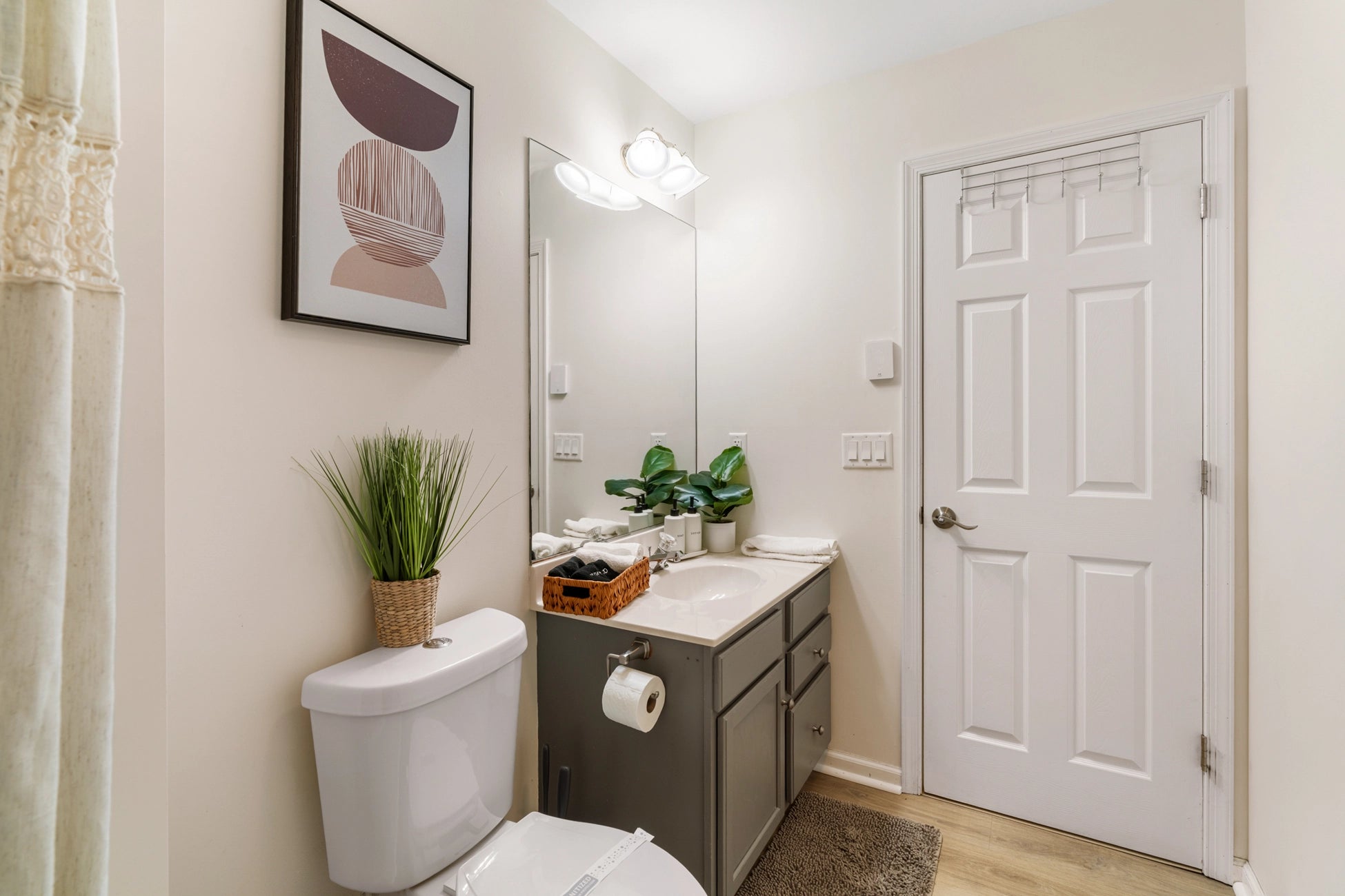 Airbnb Photography in Blakeslee, PA | Cozy Poconos Retreat