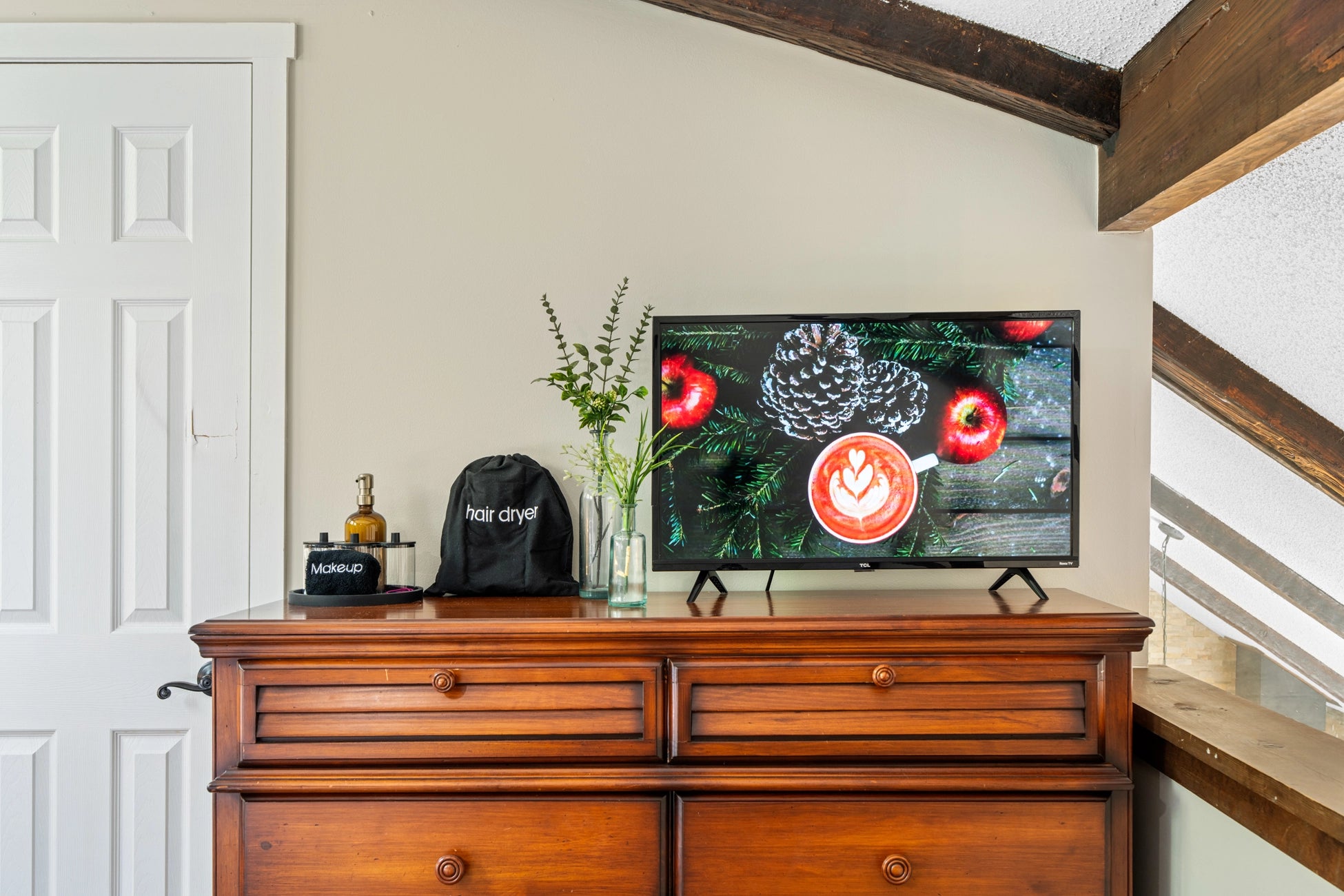 Airbnb Photography in Tannersville, PA | Twilight Deck Retreat