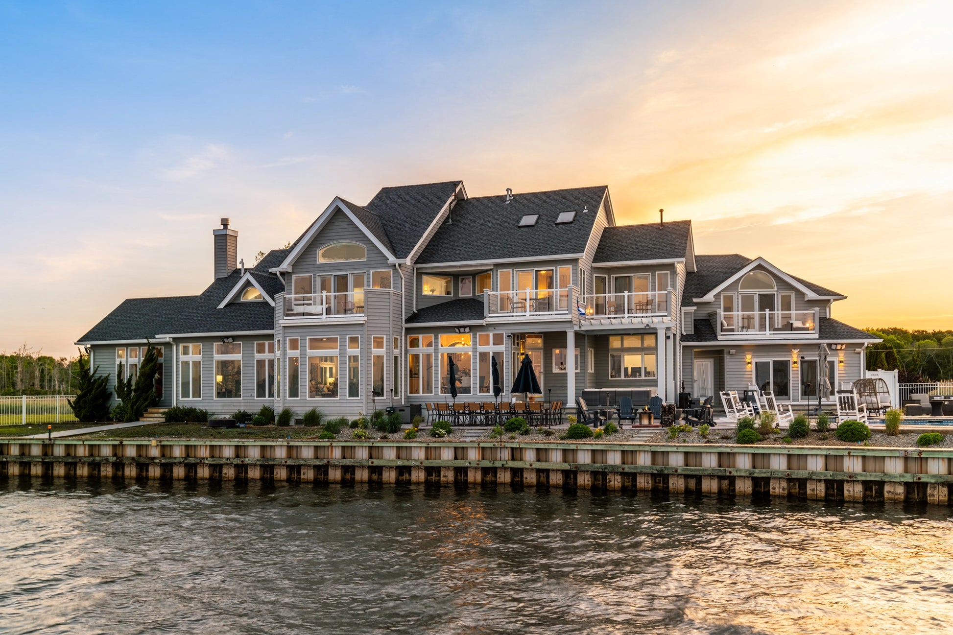 60-Westcott-Ave-Ocean-Township-NJ-08758-airbnb-005-twilight.webp