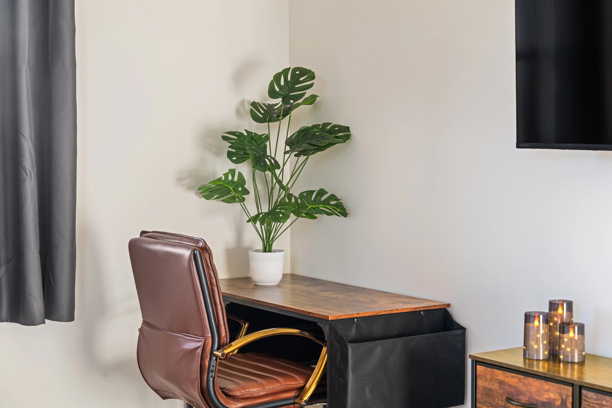 Airbnb Photography in East Orange, NJ | Modern Urban Apartment