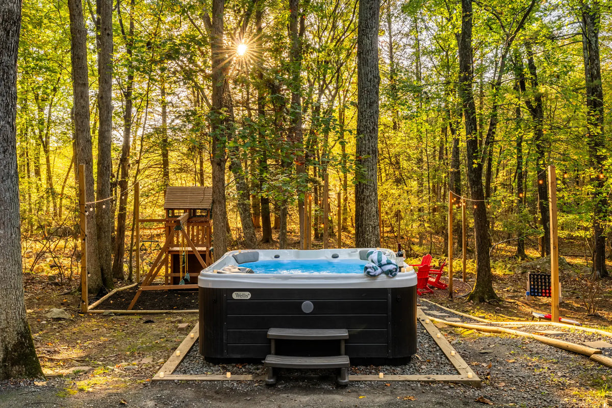 4276-Woodacres-Dr-East-Stroudsburg-PA-18301-airbnb-030-golden-hour.webp