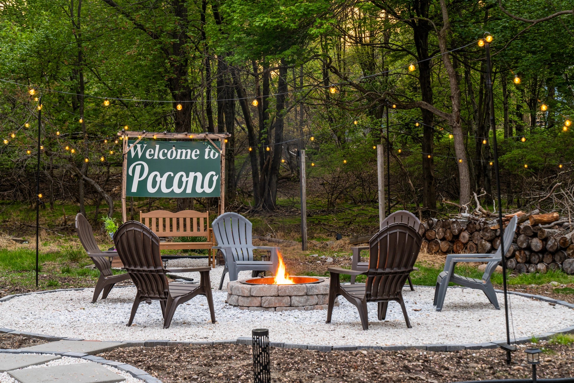 Airbnb Photography in Long Pond, PA | Twilight Backyard Retreat