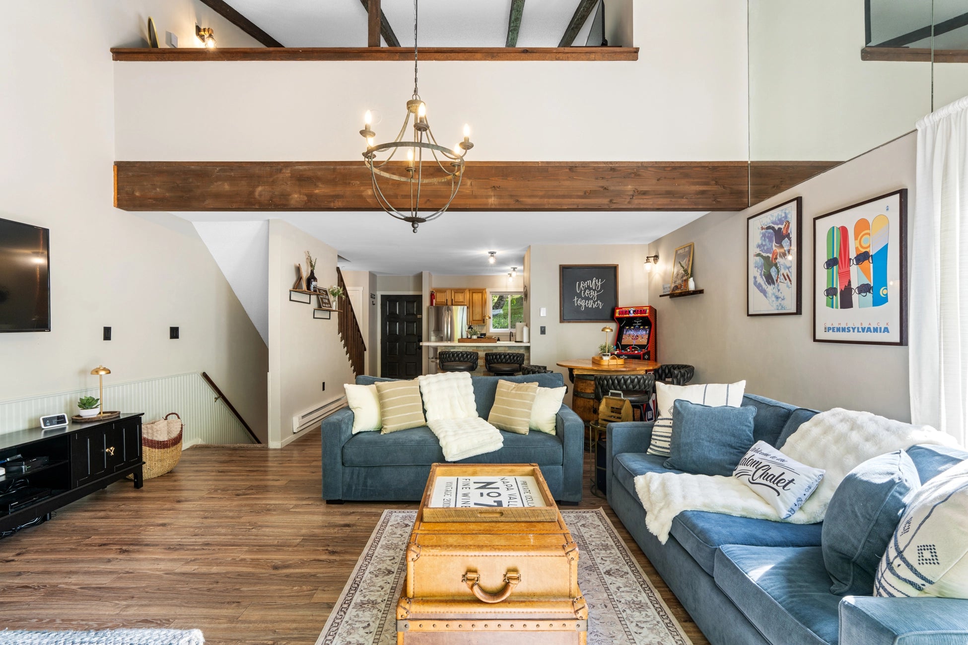 Airbnb Photography in Tannersville, PA | Twilight Deck Retreat