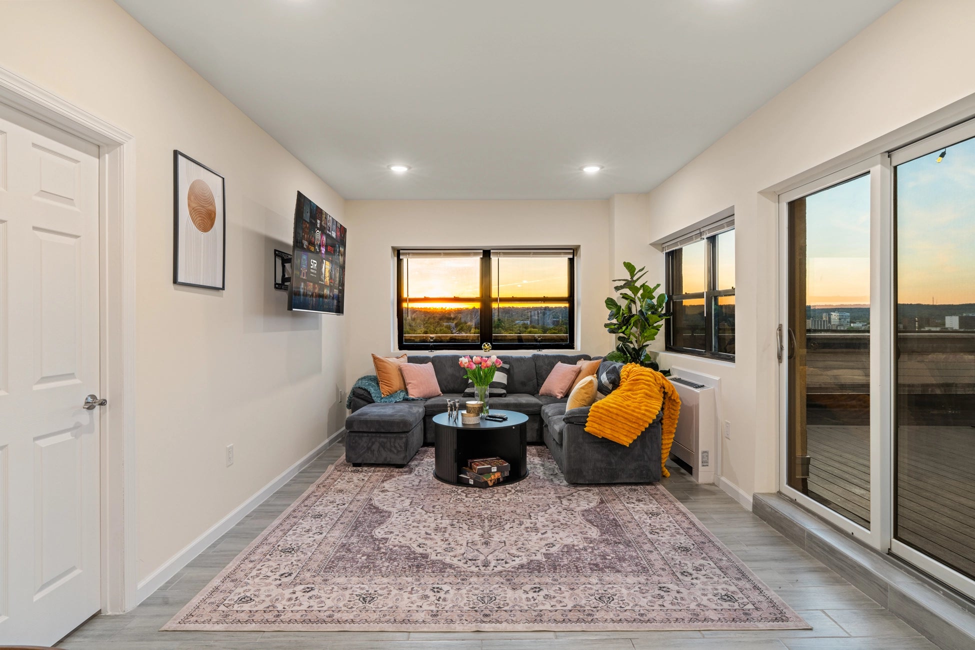 Airbnb Photography in East Orange, NJ | Rooftop Urban Retreat
