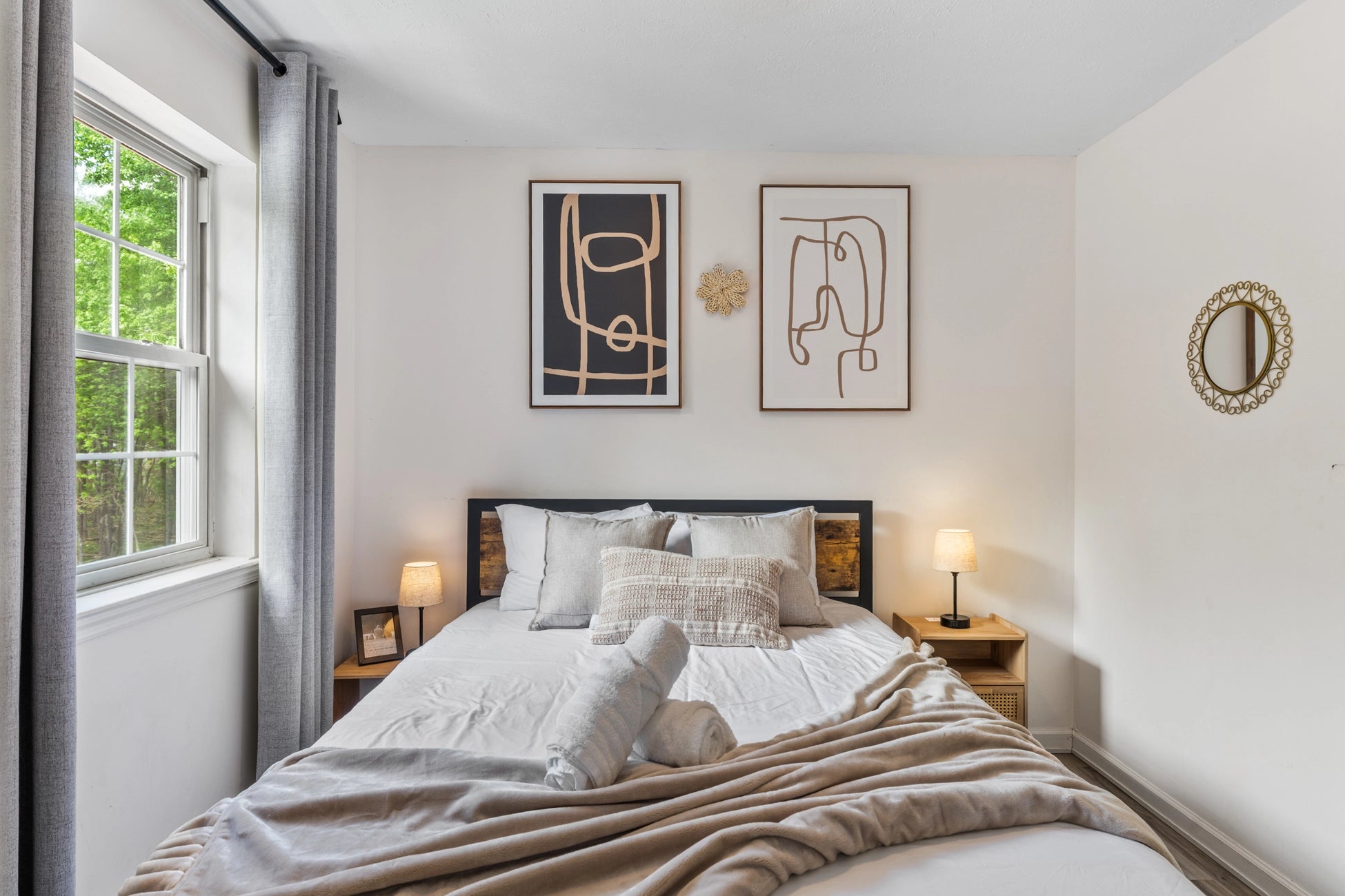 Airbnb Photography in Long Pond, PA | Twilight Backyard Retreat