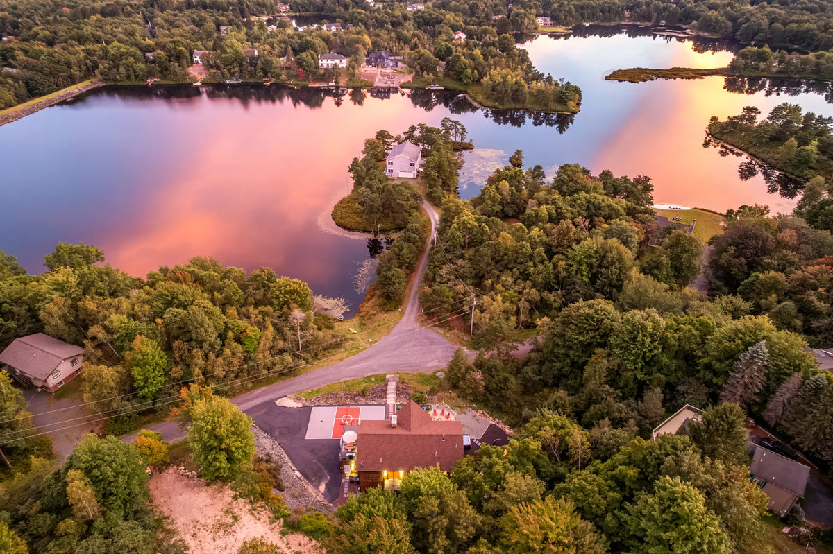 2114-Strawberry-Landing-Long-Pond-PA-18334-additional-airbnb-014-aerial-twilight.webp