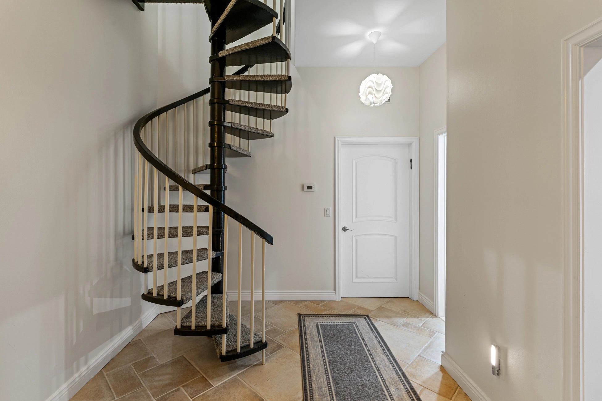 60-Westcott-Ave-Ocean-Township-NJ-08758-airbnb-053.webp