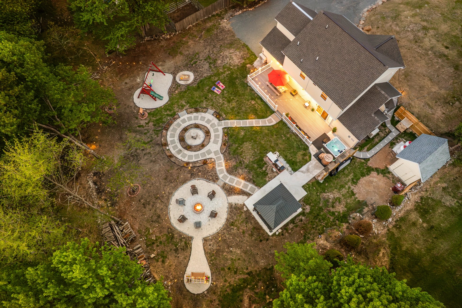 Airbnb Photography in Long Pond, PA | Twilight Backyard Retreat