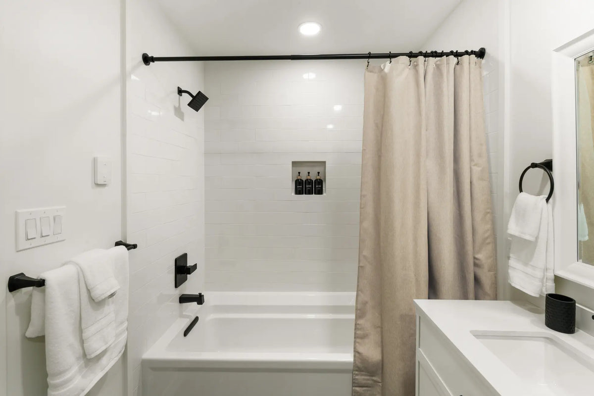 4106-Sycamore-Ln-East-Stroudsburg-PA-18301-airbnb-108.webp