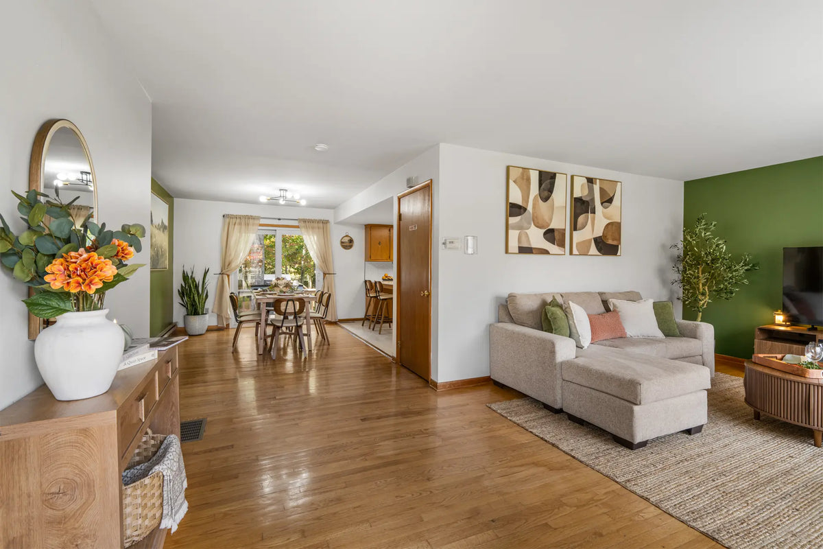 5200-Holiday-Dr-Pocono-Summit-PA-Harmony-House-18346-airbnb-032.webp