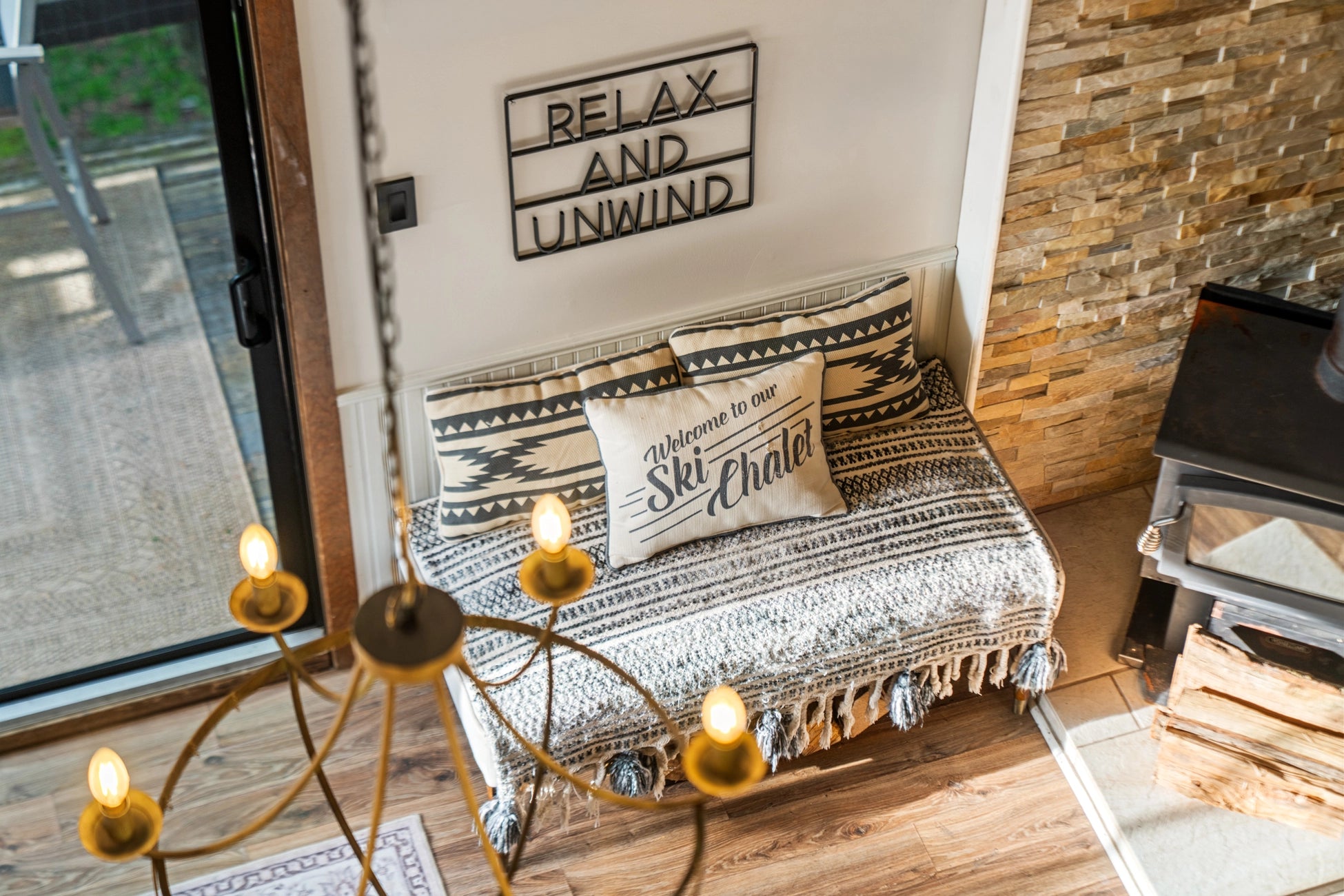 Airbnb Photography in Tannersville, PA | Twilight Deck Retreat