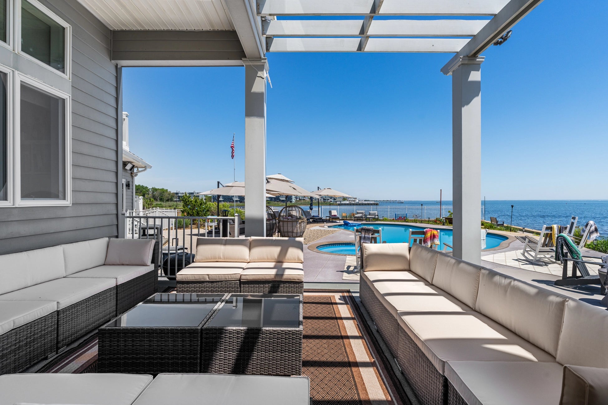 60-Westcott-Ave-Ocean-Township-NJ-08758-airbnb-041.webp