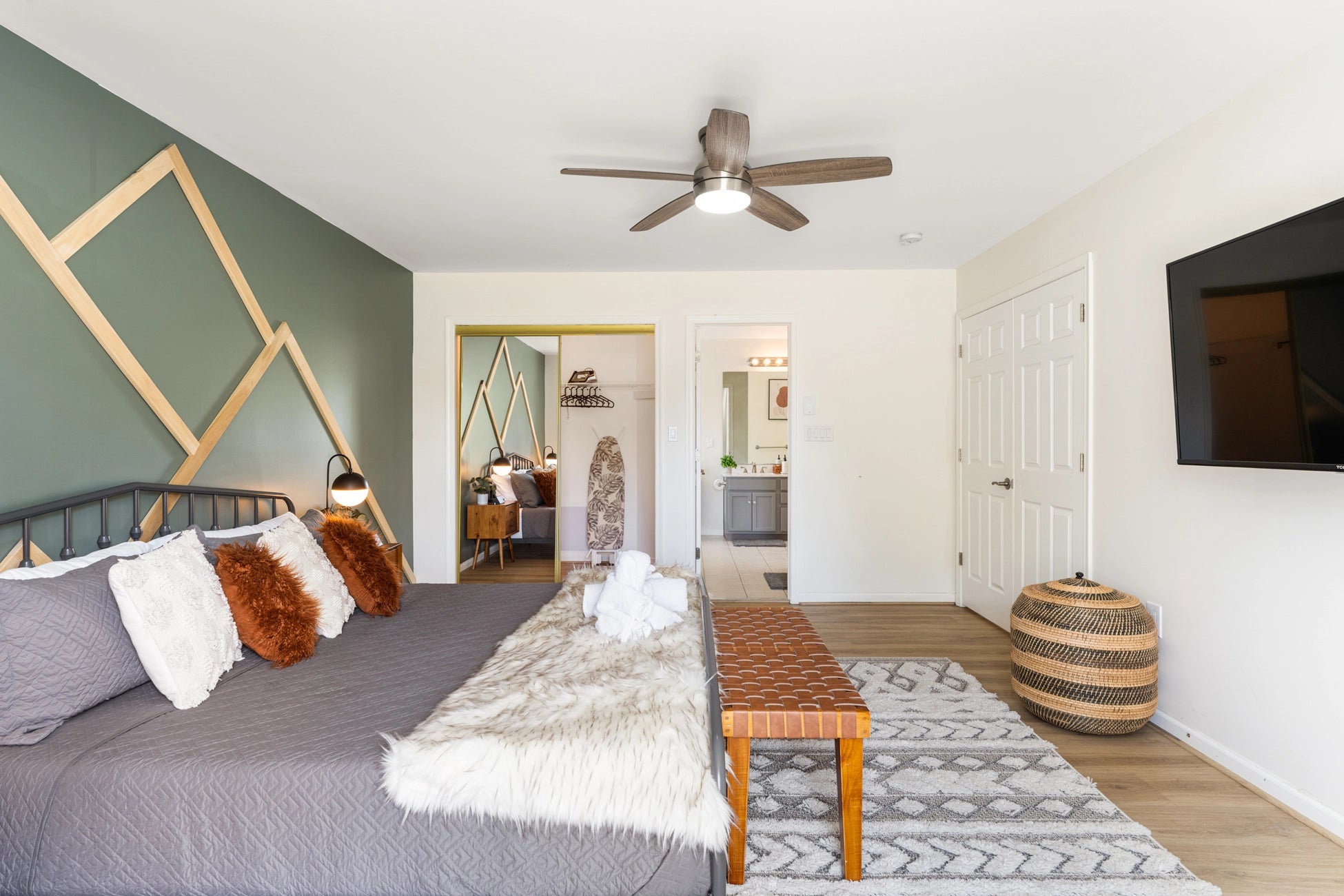 Airbnb Photography in Blakeslee, PA | Cozy Poconos Retreat