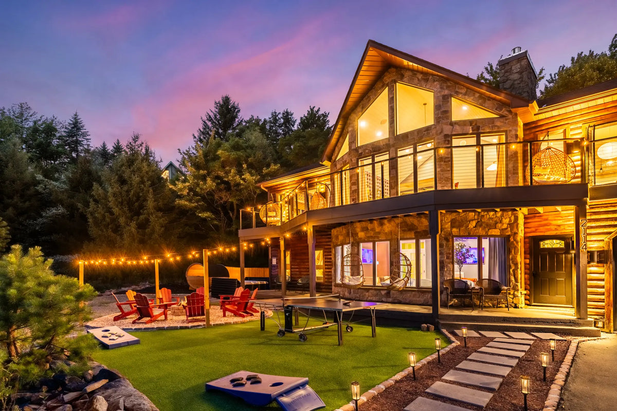 2114-Strawberry-Landing-Long-Pond-PA-18334-additional-airbnb-002-twilight.webp