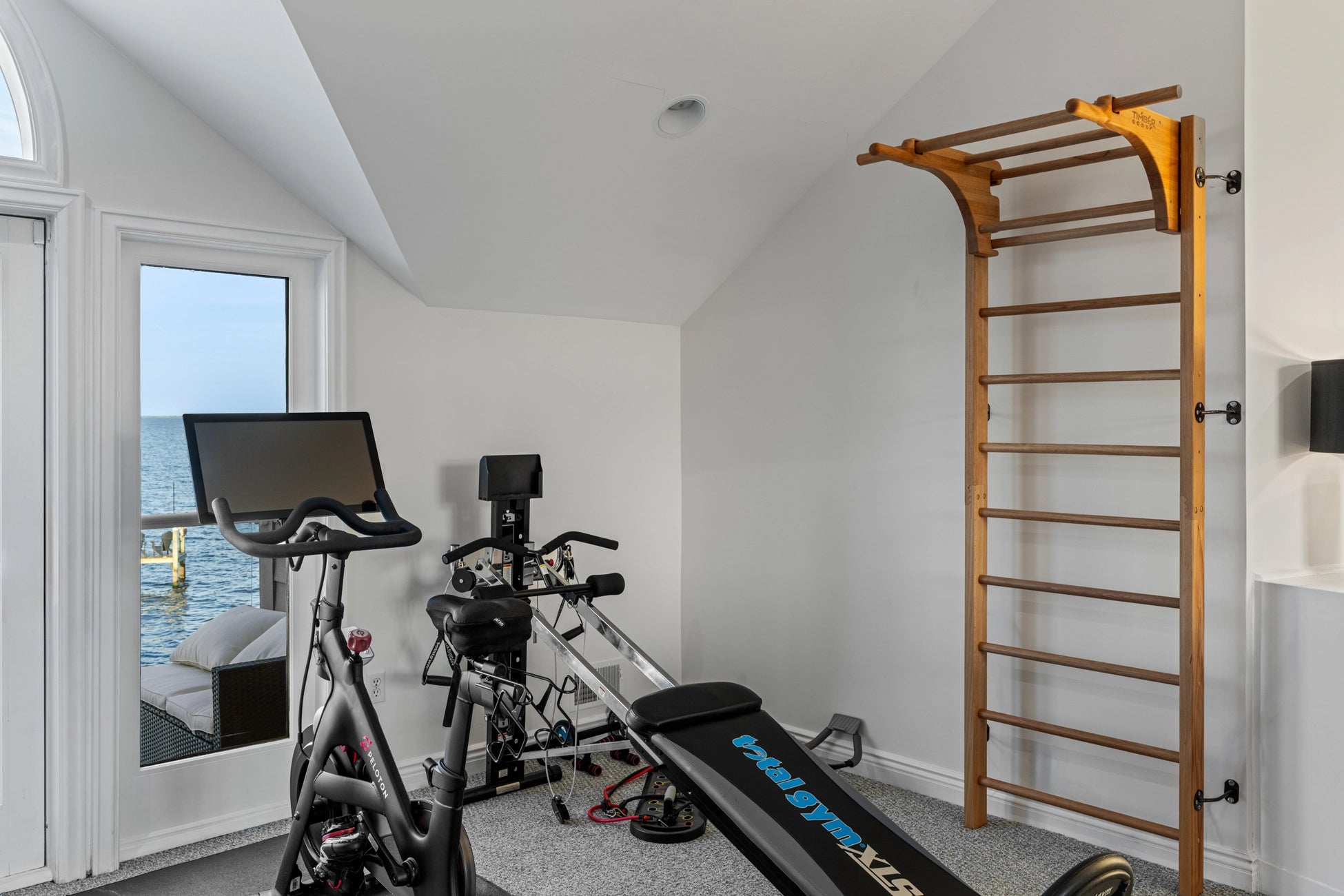 60-Westcott-Ave-Ocean-Township-NJ-08758-airbnb-115.webp