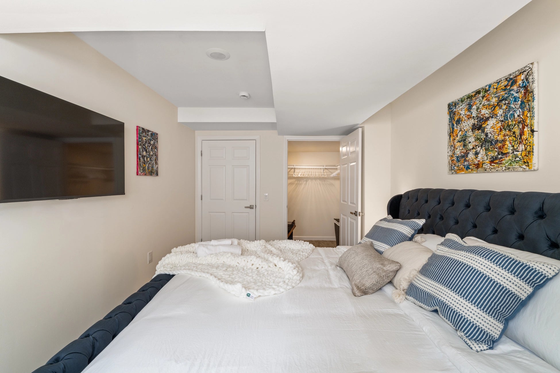 Airbnb Photography in East Orange, NJ | Cozy Modern Apartment