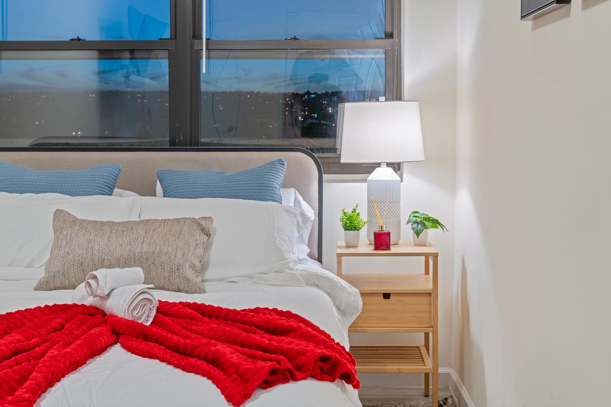 Airbnb Photography in East Orange, NJ | Rooftop Urban Retreat